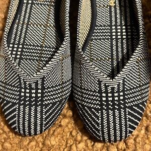 Rothy’s flats. Hardly worn. Size 10.